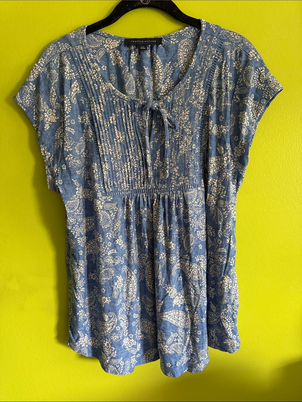 Tommy Hilfiger Blue & White Paisley Short Sleeve Women's Top Shirt Size L